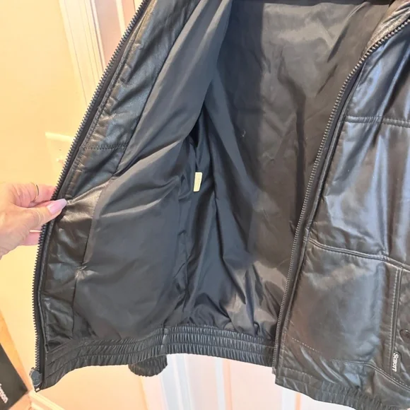 Schott Vintage Black Leather Jacket Size 40 - Picture 5 of 16